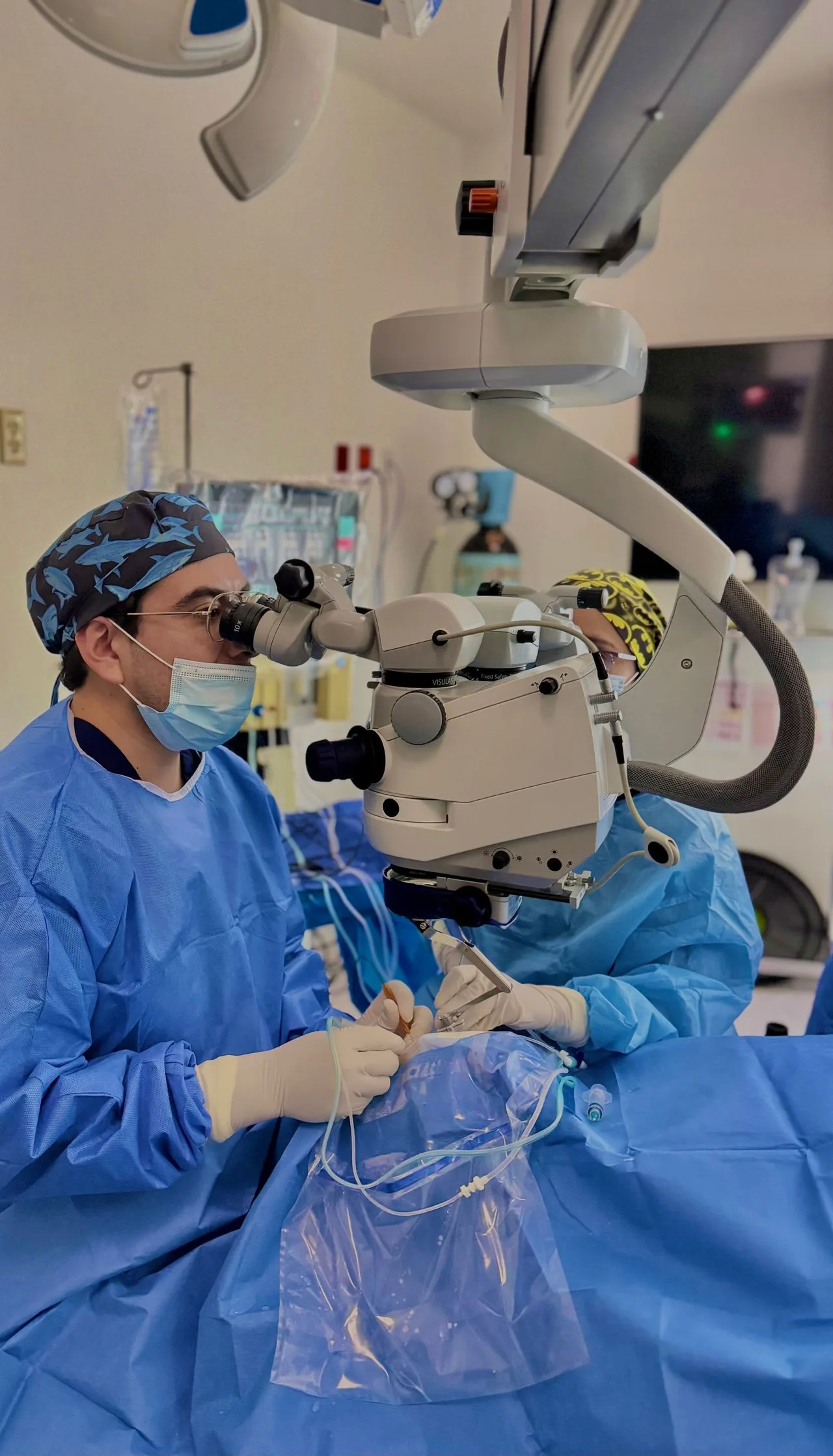 Dr. Sebastián Gutiérrez especialista en Retina y Vítreo
